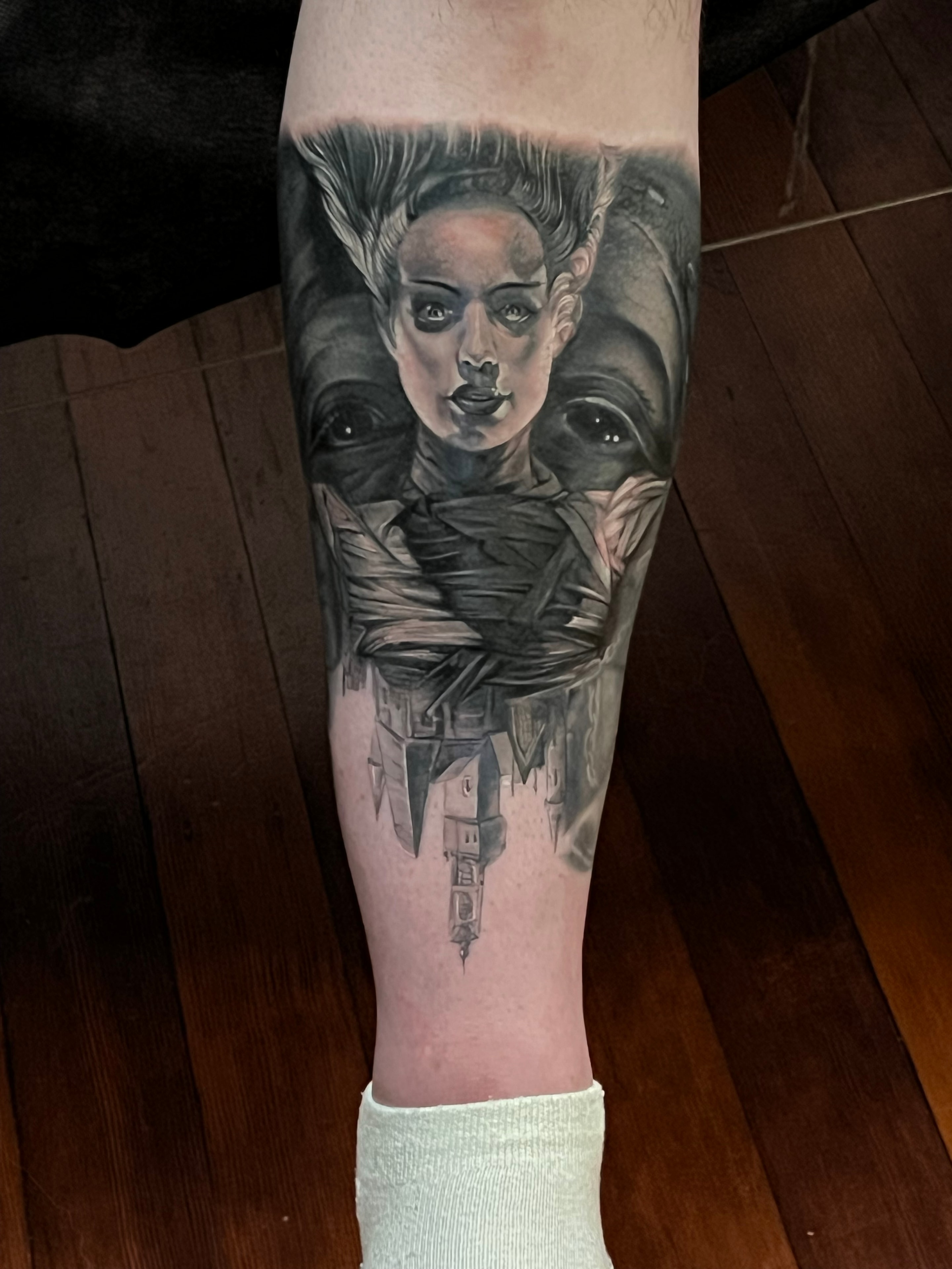 Black and grey portrait with architecture by Ruthless